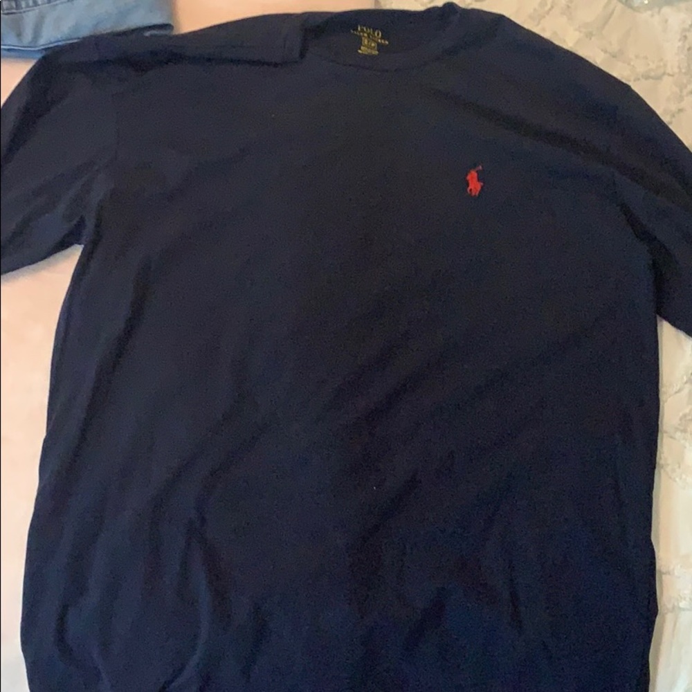 Woman’s long sleeve polo shirt